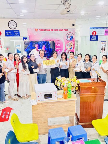 HỒNG PHÚC 2025 – TẬN TÂM HẾT LÒNG PHỤC VỤ - TẬP THỂ QUYẾT TÂM ĐỘT PHÁ NĂM 2026